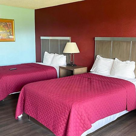 Mayfair Inn Williamston Dış mekan fotoğraf