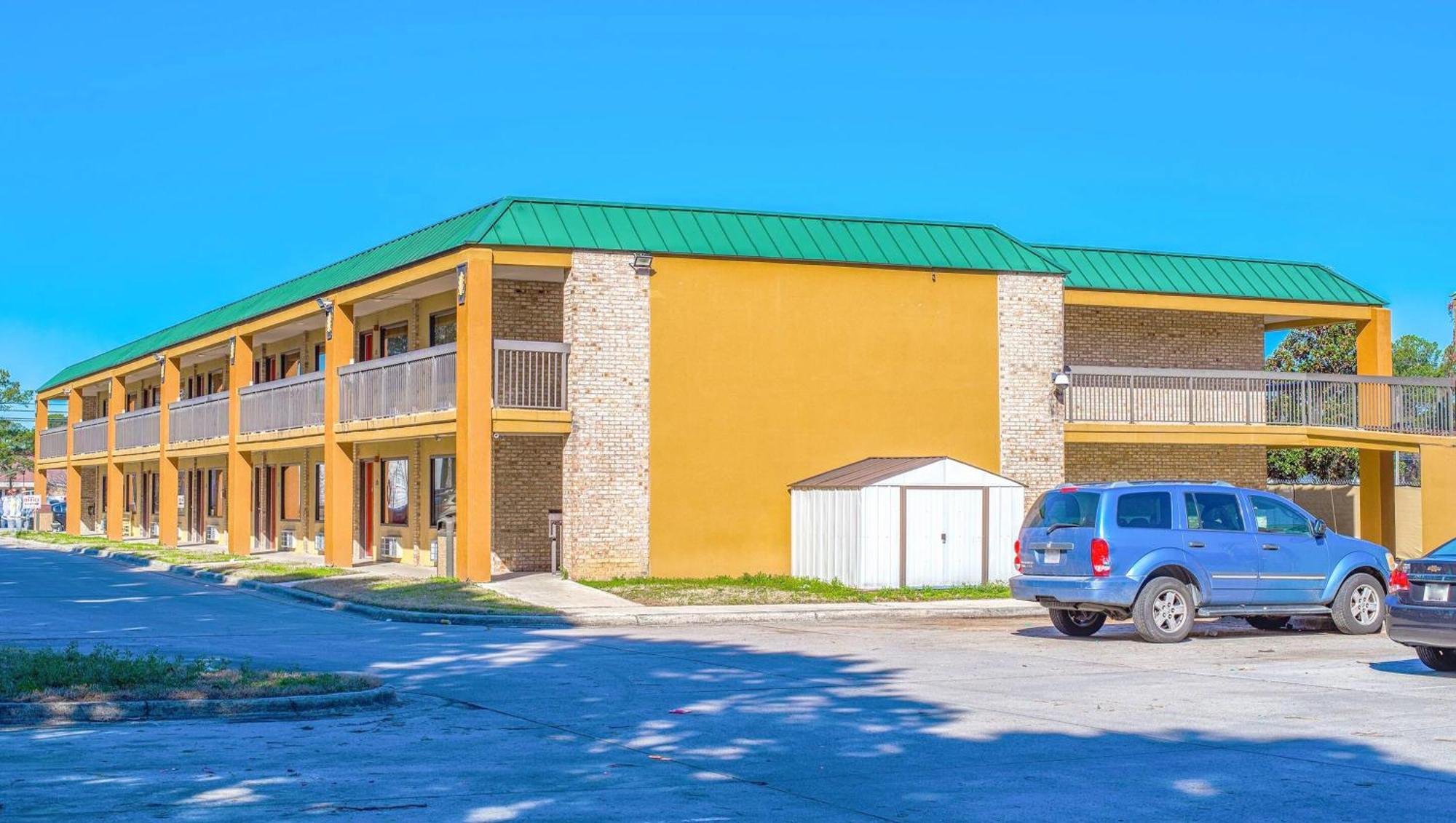 Mayfair Inn Williamston Dış mekan fotoğraf