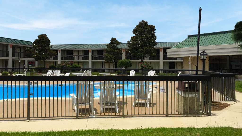 Mayfair Inn Williamston Dış mekan fotoğraf