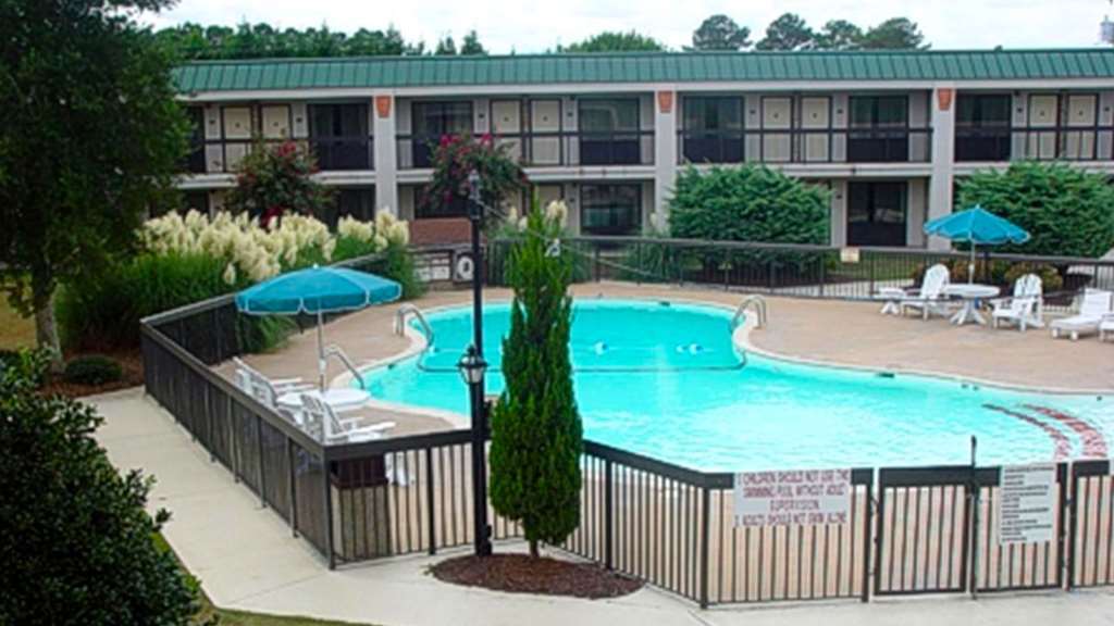 Mayfair Inn Williamston Konforlar fotoğraf